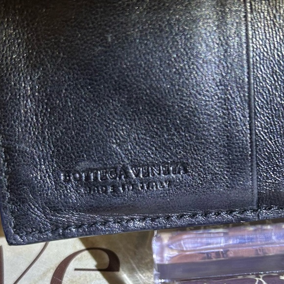 Bottega Veneta Intrecciato Leather Black Bifold Wallet - Picture 8 of 16
